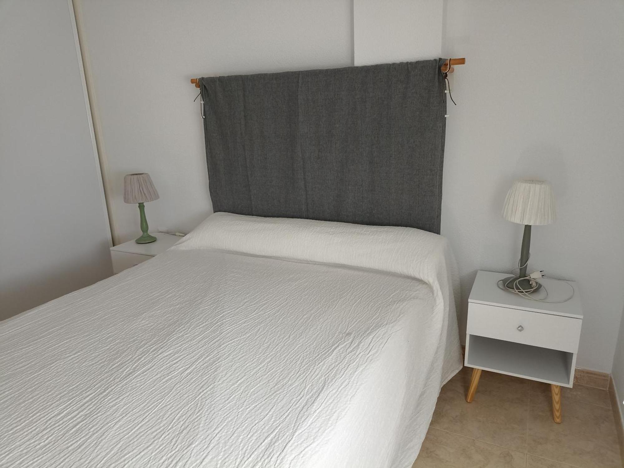 En Zona Atalaya Con Garaje Y Wifi Apartment *