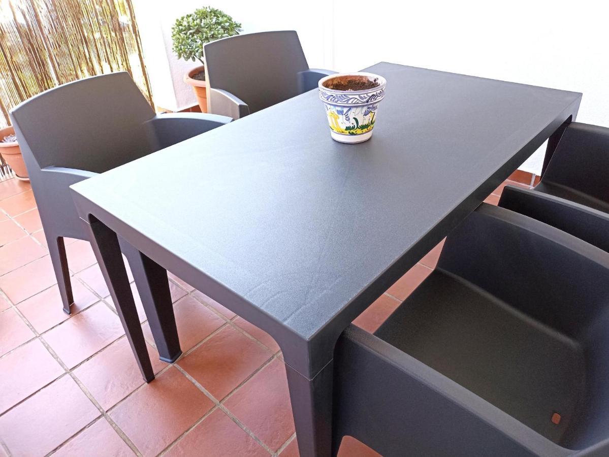 Apartment En Zona Atalaya Con Garaje Y Wifi